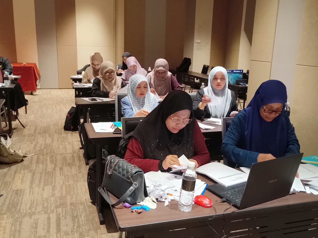 Lecturers practising with real documents